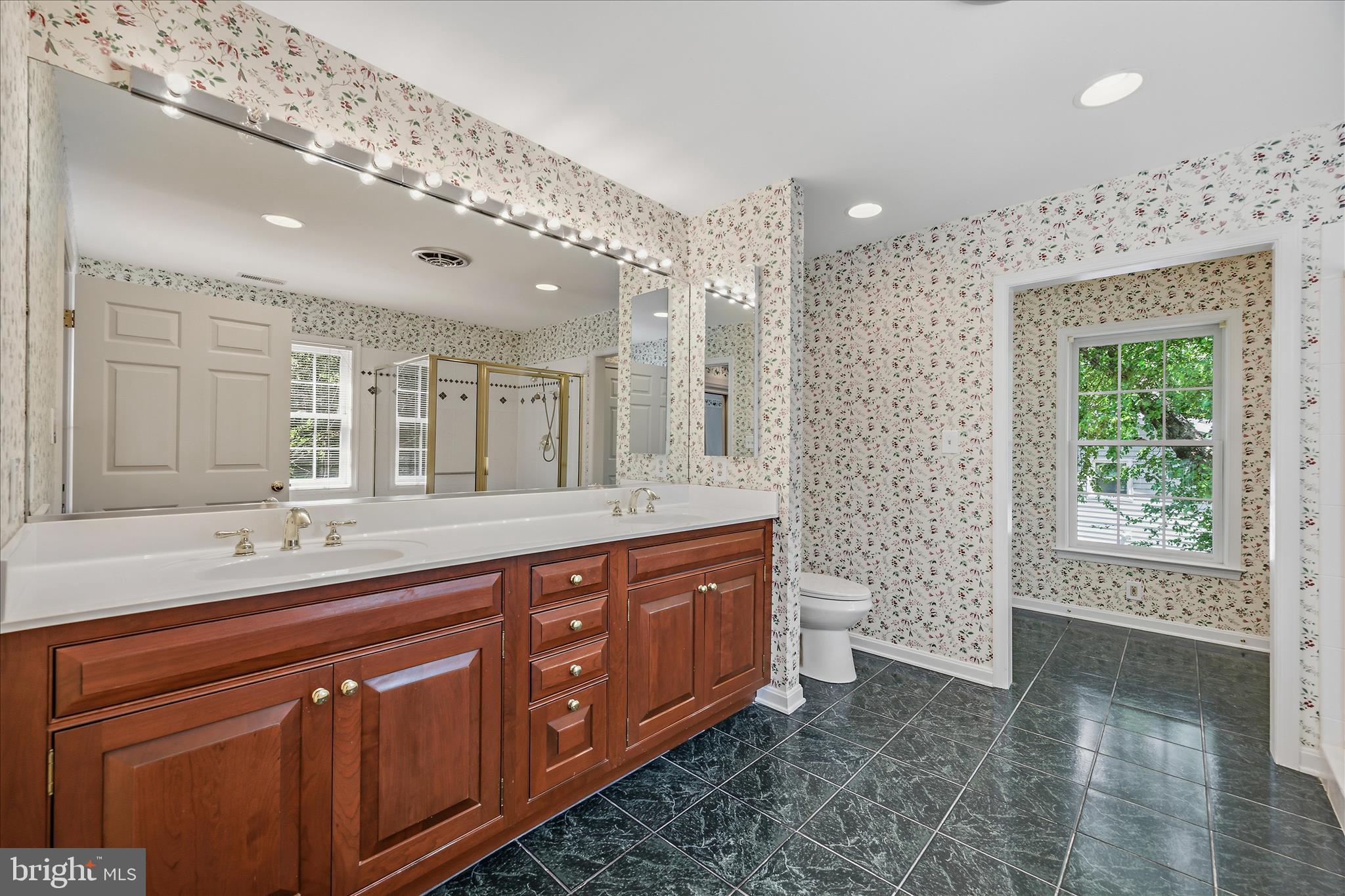 WHITEHURST - Residential