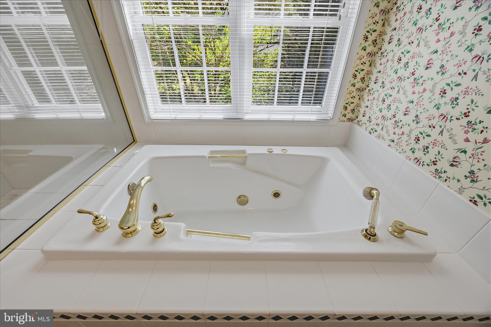 WHITEHURST - Residential