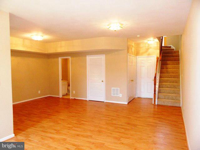 KINCAID FOREST - Residential Lease