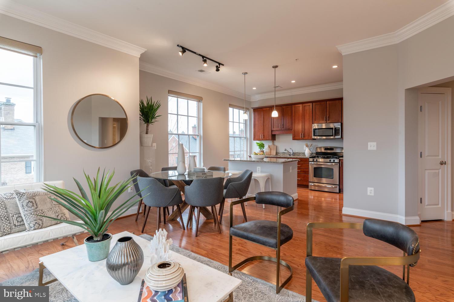 ABINGDON ROW - Residential