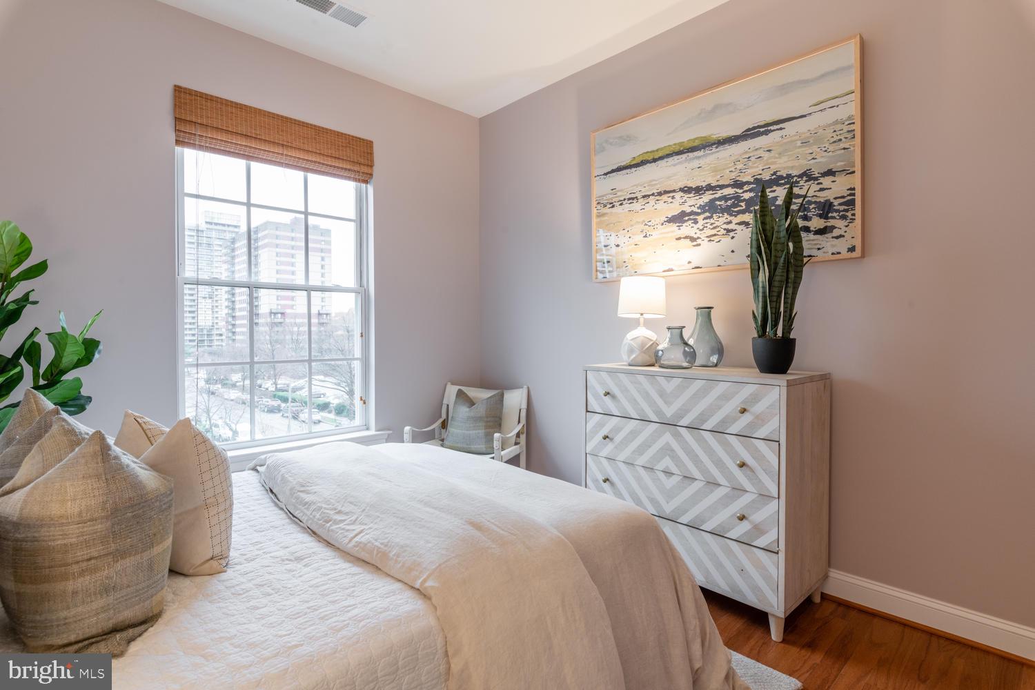 ABINGDON ROW - Residential