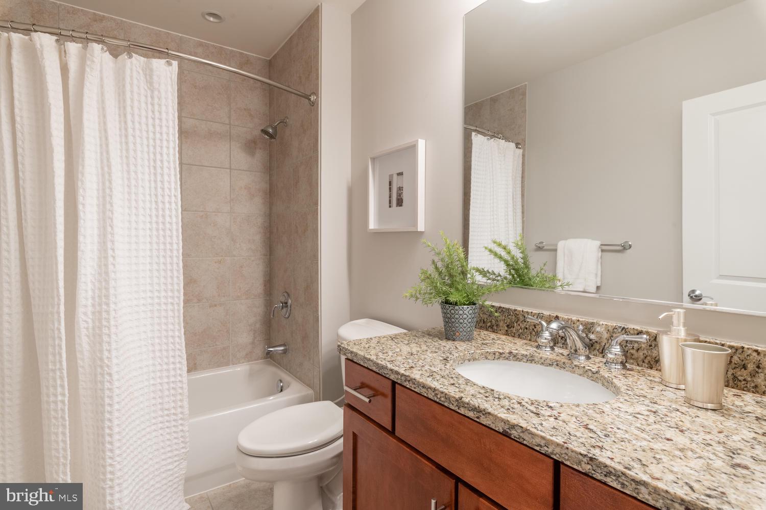 ABINGDON ROW - Residential