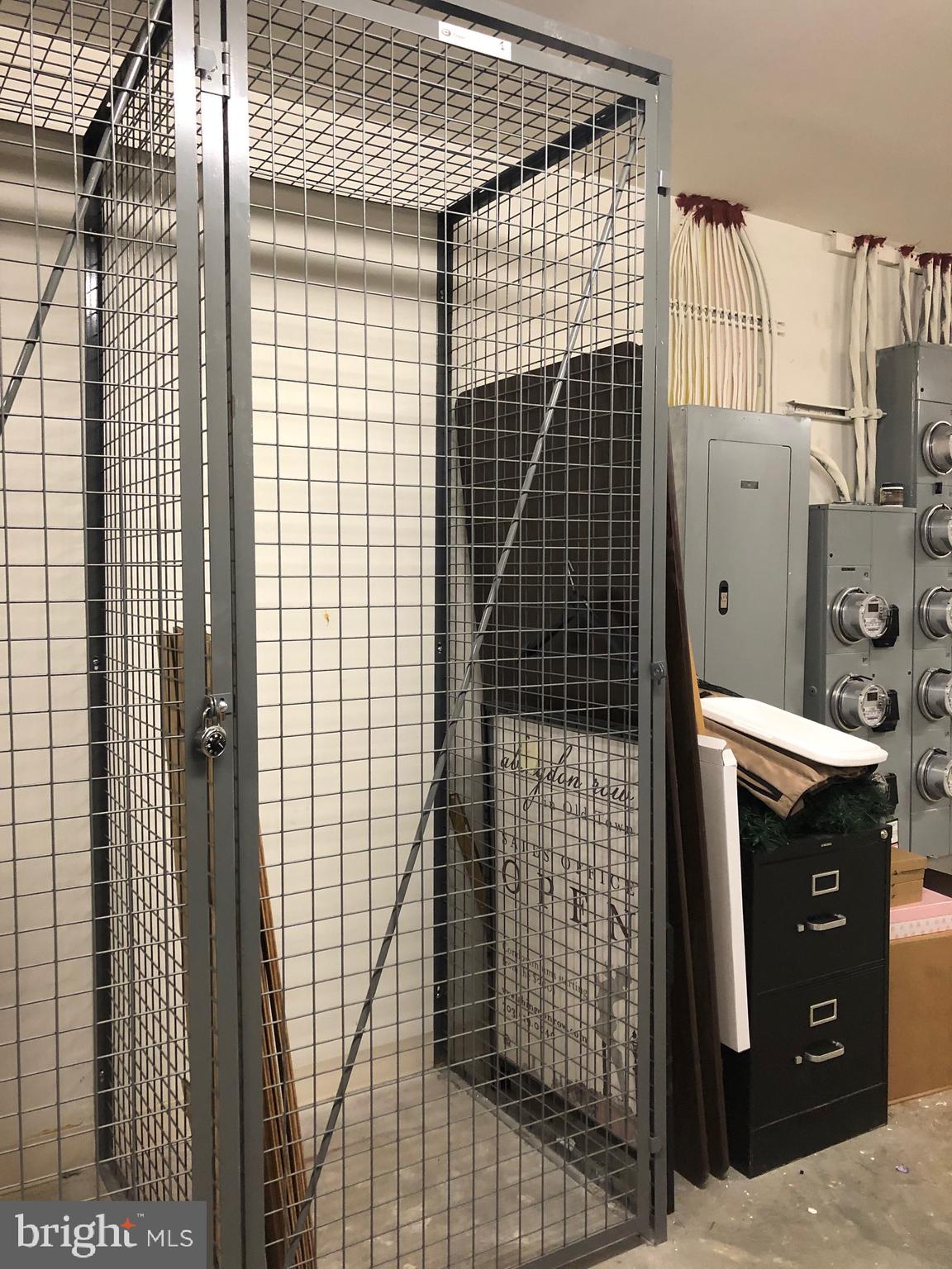 ABINGDON ROW - Residential