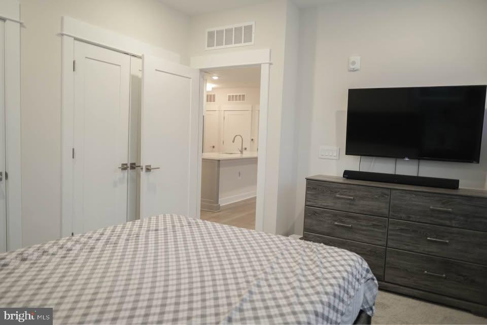 ASHBURN STATION - Residential Lease