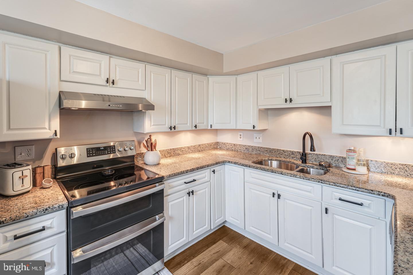 POTOMAC FAIRWAYS - Residential Lease