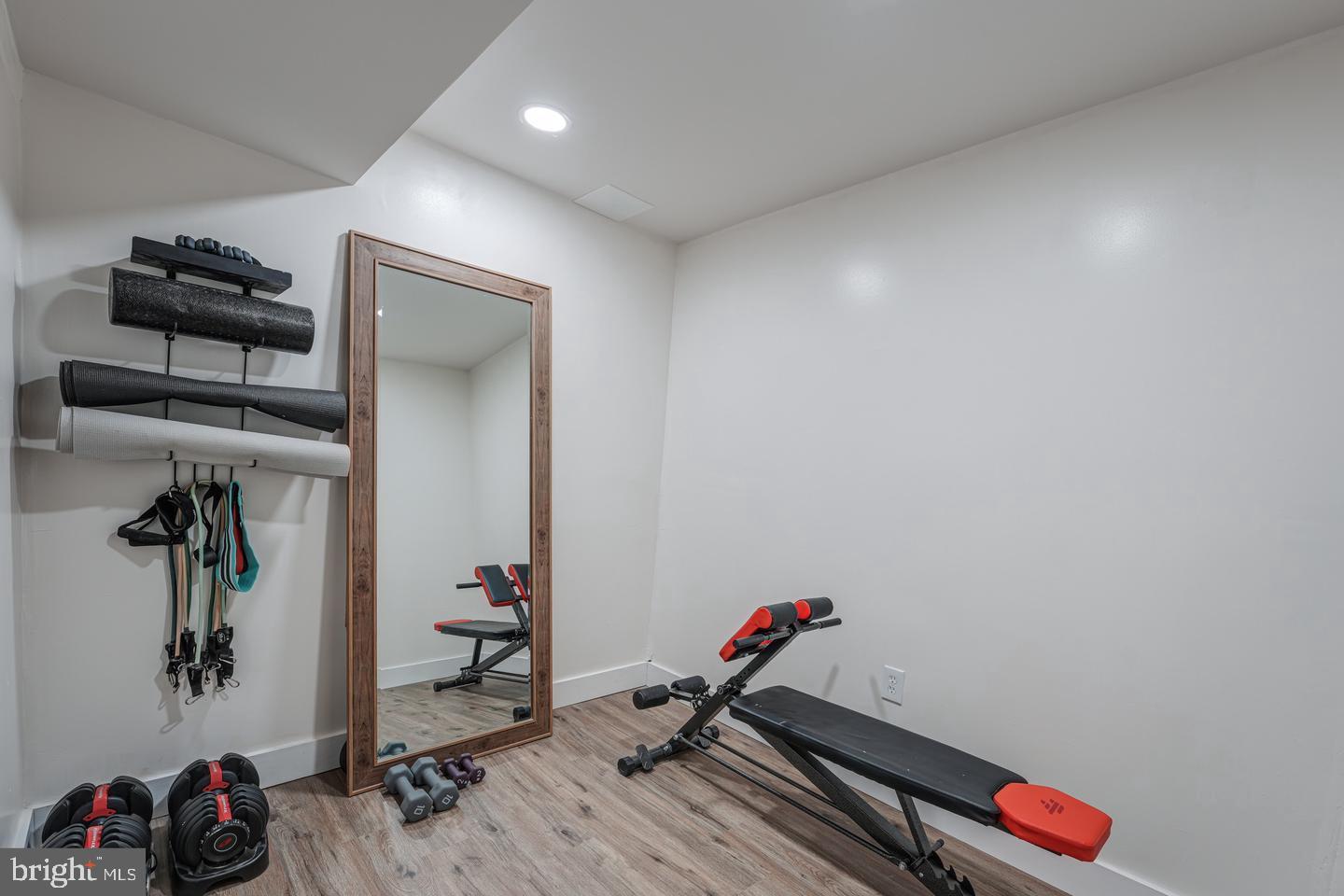 POTOMAC FAIRWAYS - Residential Lease