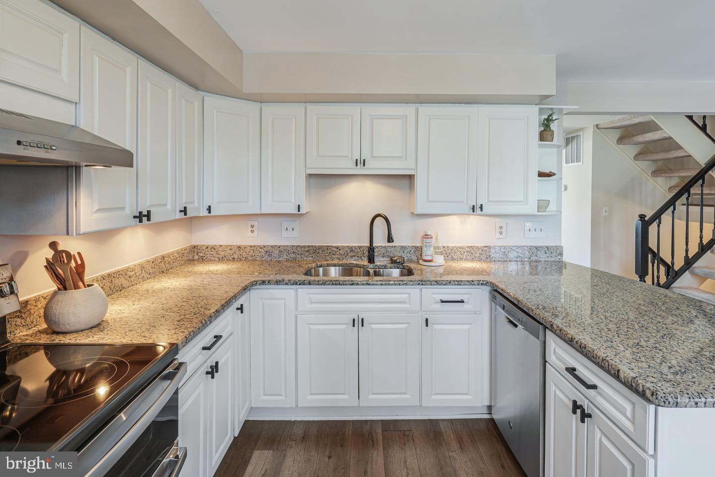 POTOMAC FAIRWAYS - Residential Lease