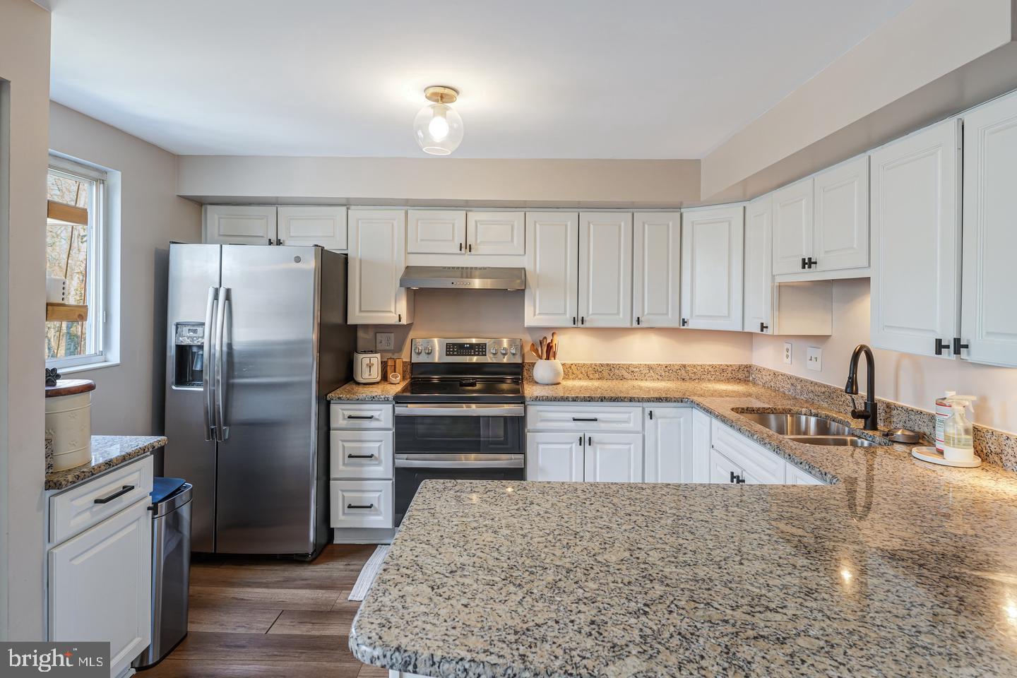 POTOMAC FAIRWAYS - Residential Lease