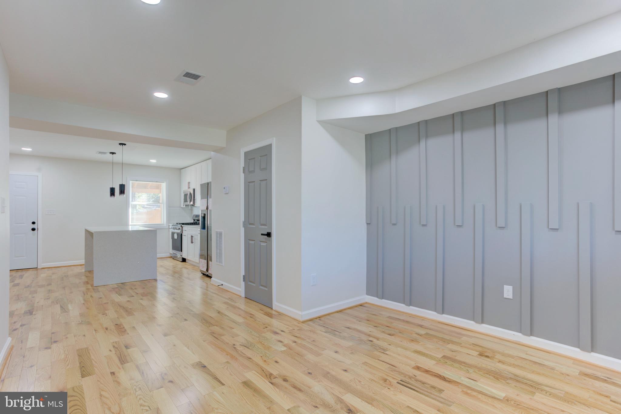 BROOKLYN - Residential