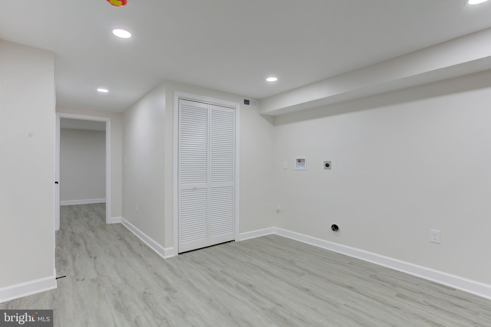 BROOKLYN - Residential