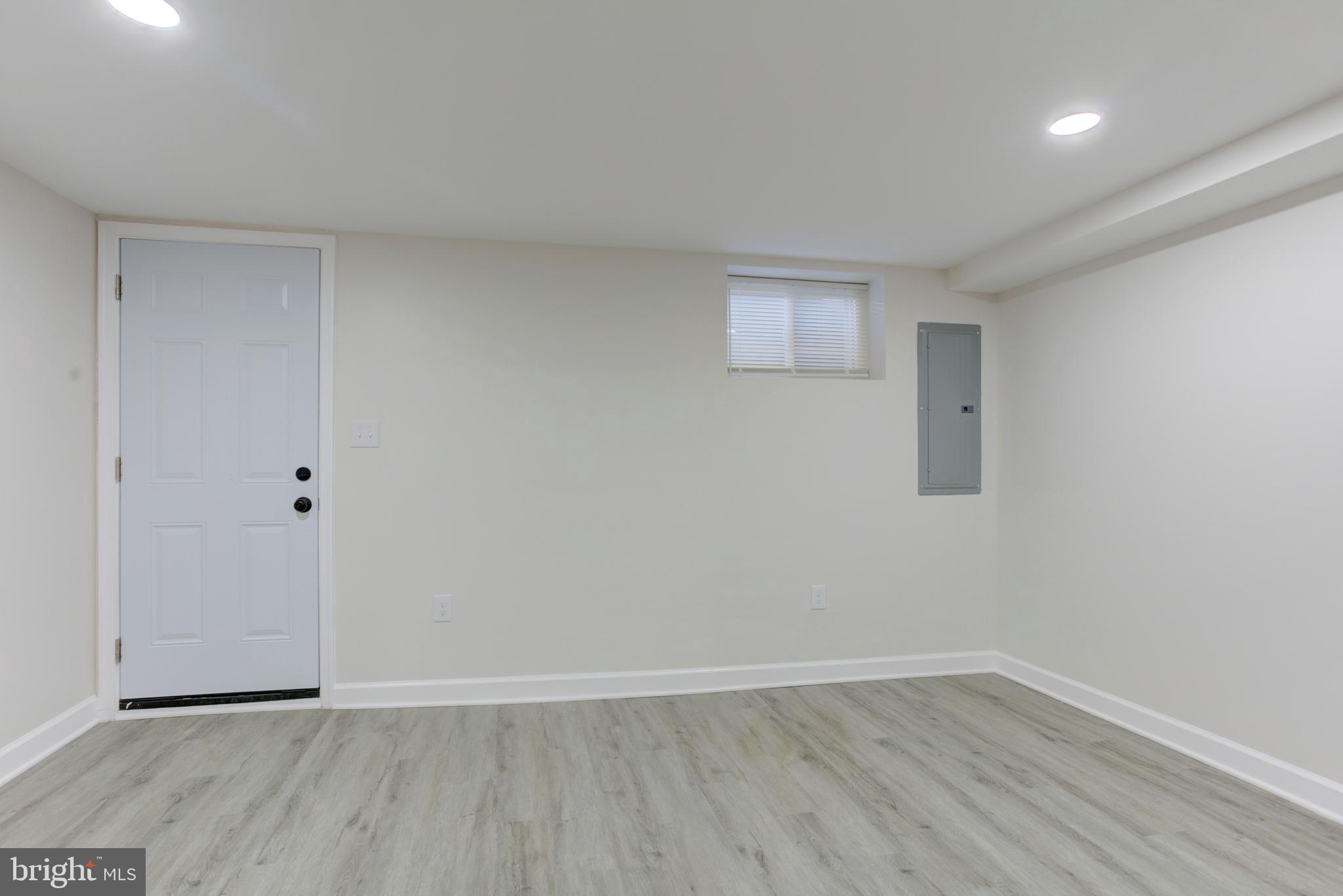 BROOKLYN - Residential