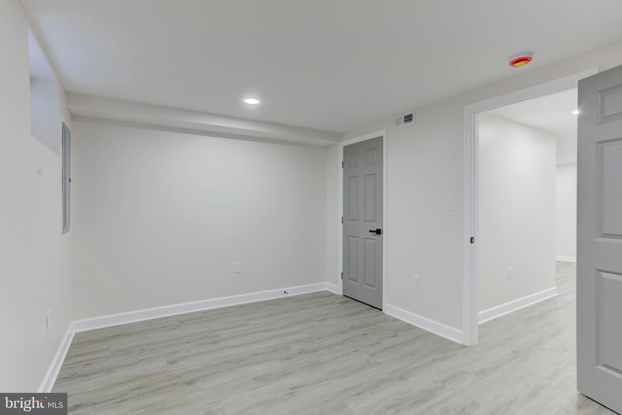 BROOKLYN - Residential