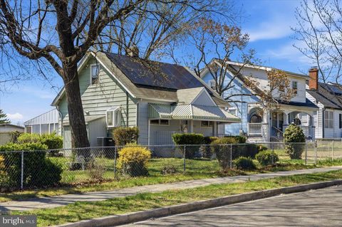 4339 BARKER STREET SE WASHINGTON DC 20019