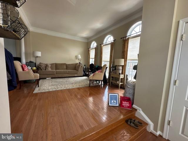 BROADLANDS SOUTH - Residential Lease