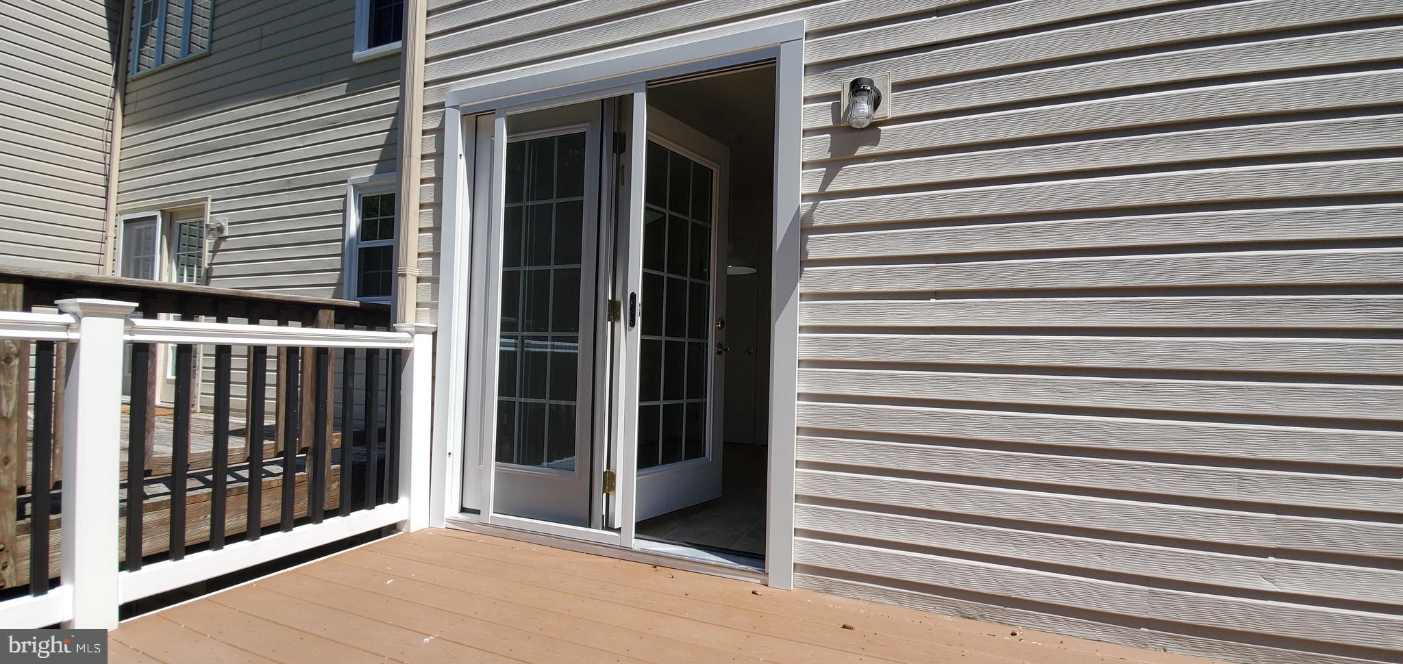 JAMES CREEK - Residential