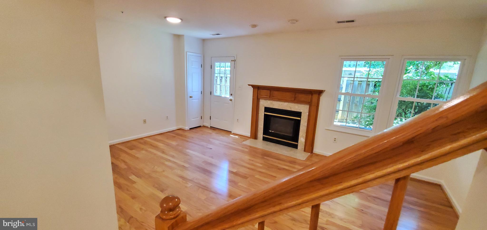 JAMES CREEK - Residential