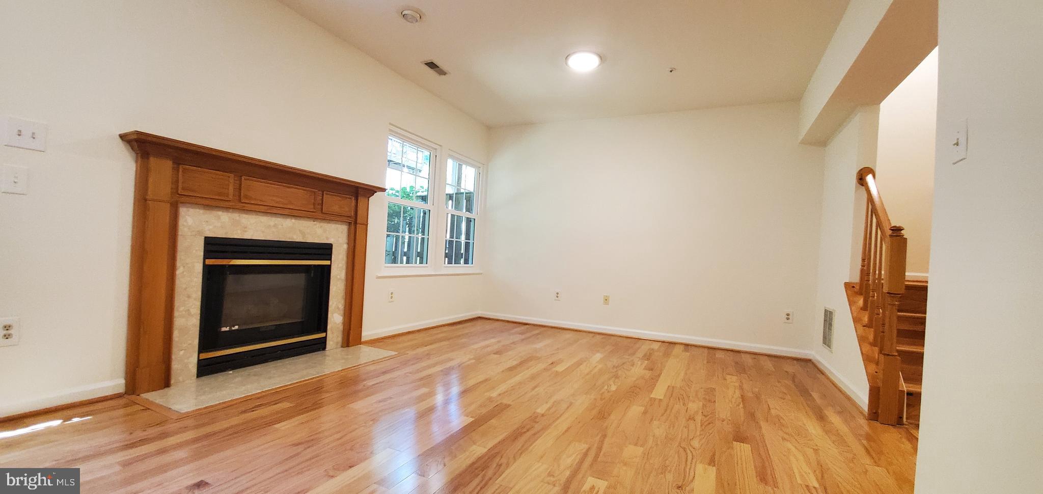 JAMES CREEK - Residential