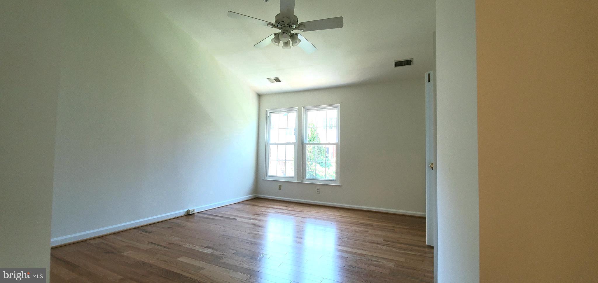 JAMES CREEK - Residential