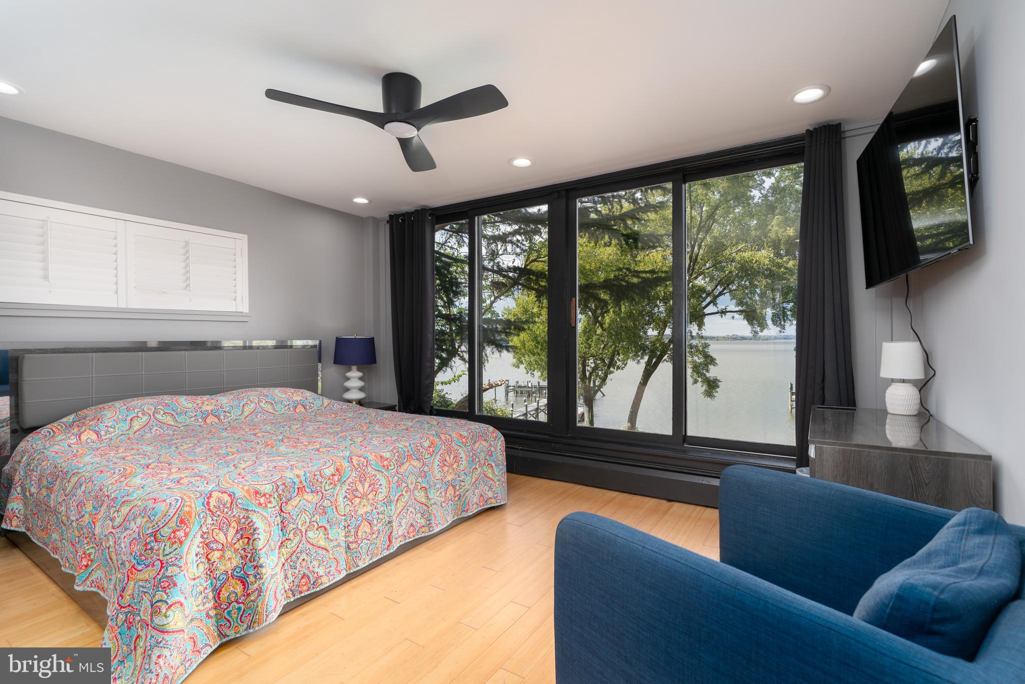 RIVER VIEW ESTATES - Residential Lease