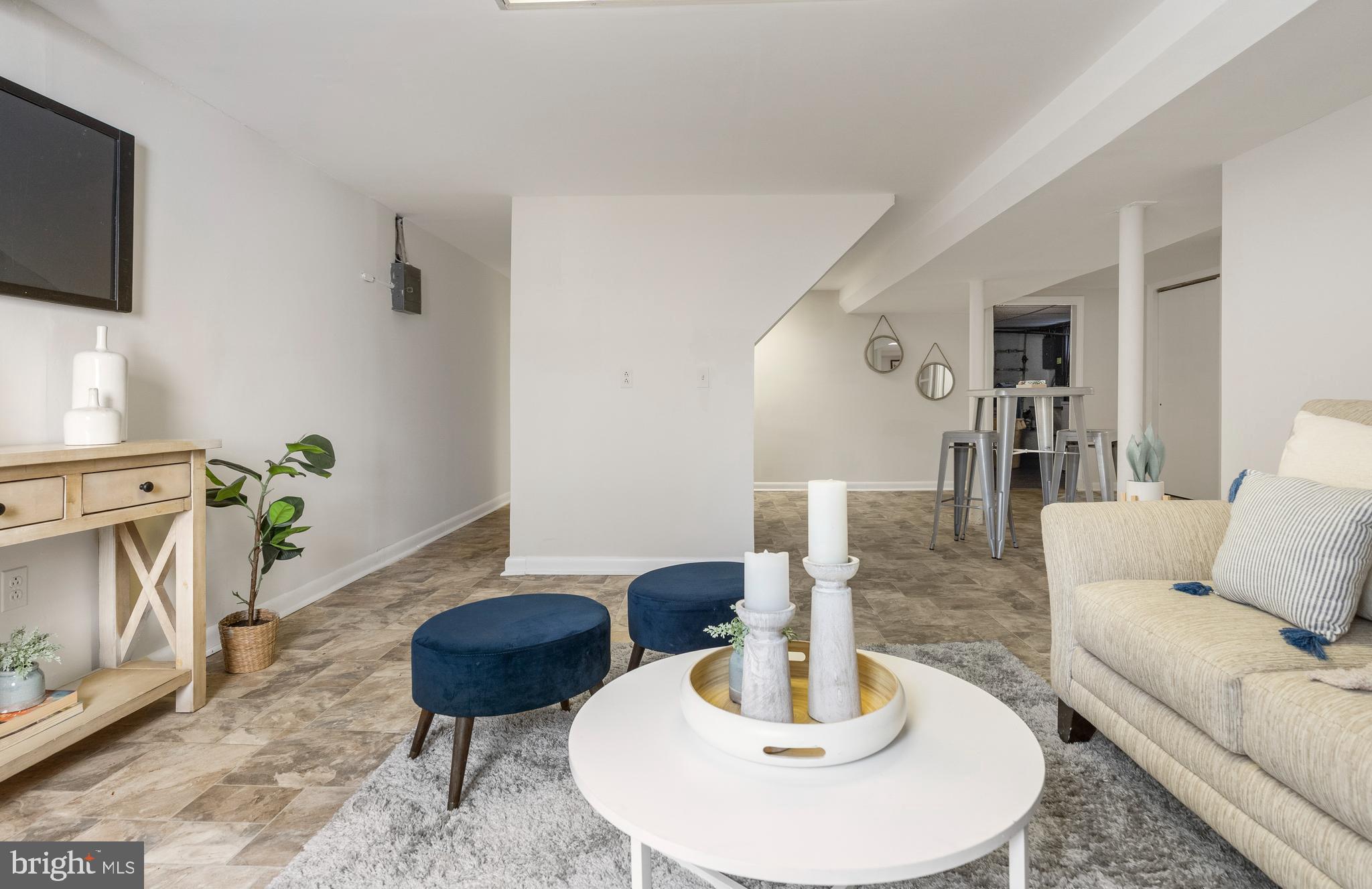 PIKESVILLE - Residential