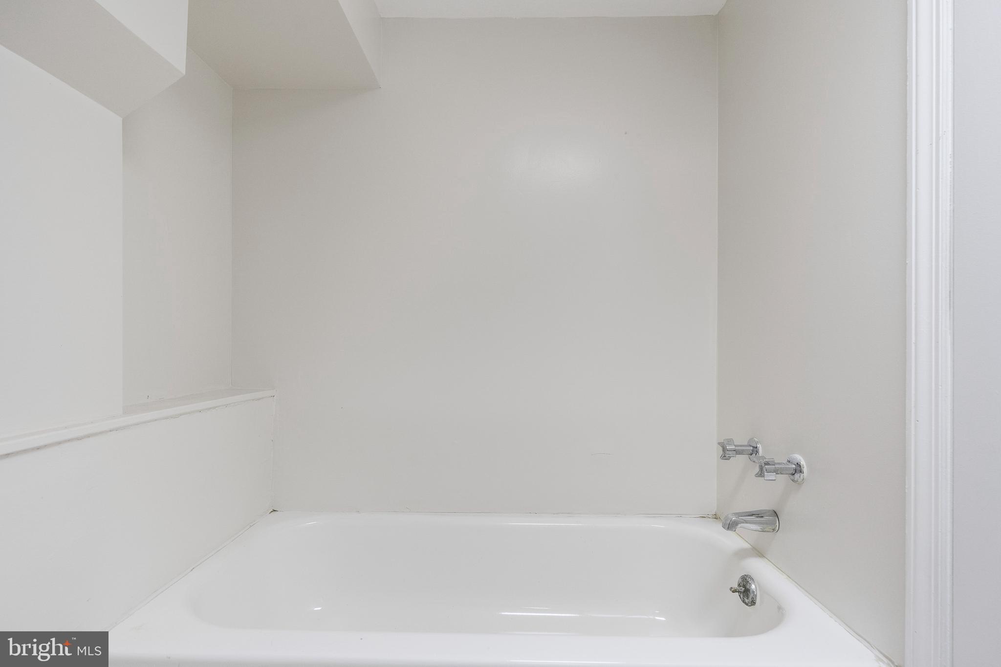 PIKESVILLE - Residential