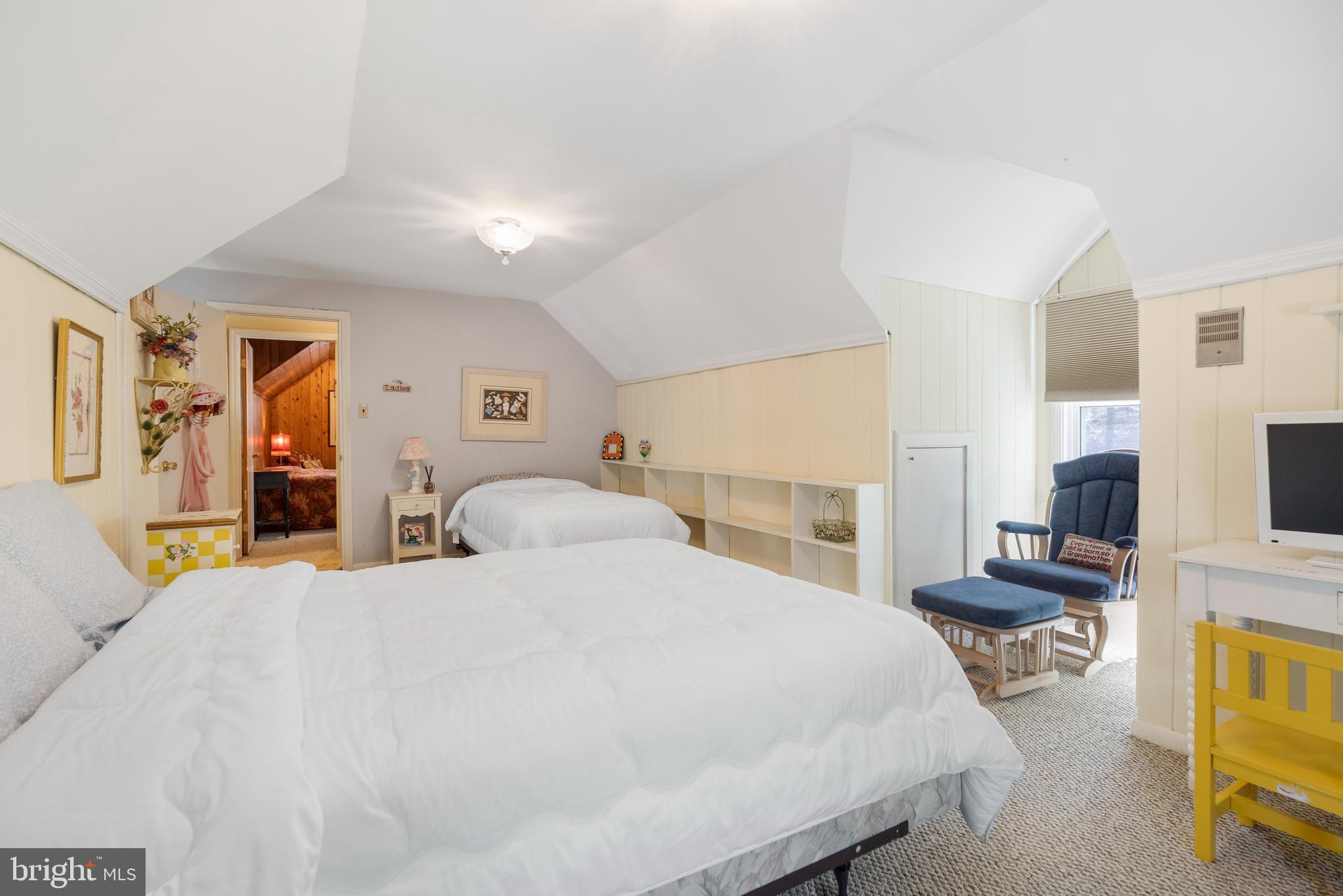 PIKESVILLE - Residential