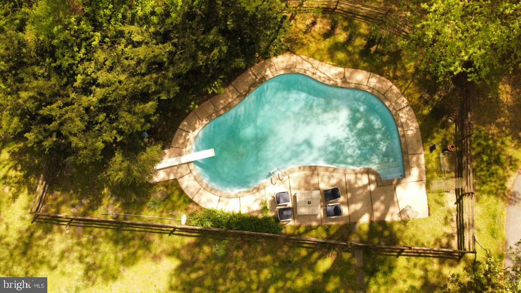 PIKESVILLE - Residential