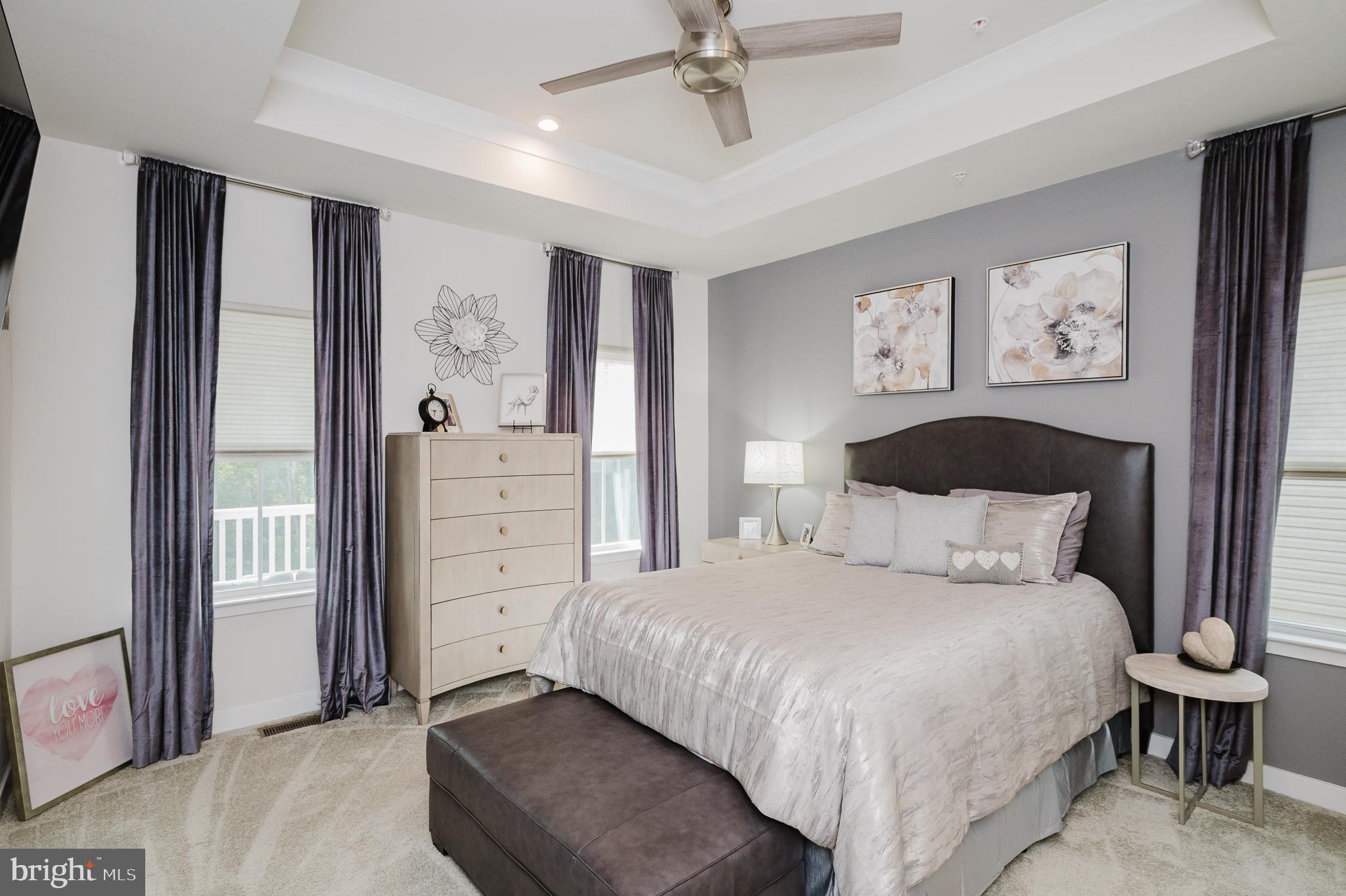 JAMES RUN CARRIAGE HOMES - Residential