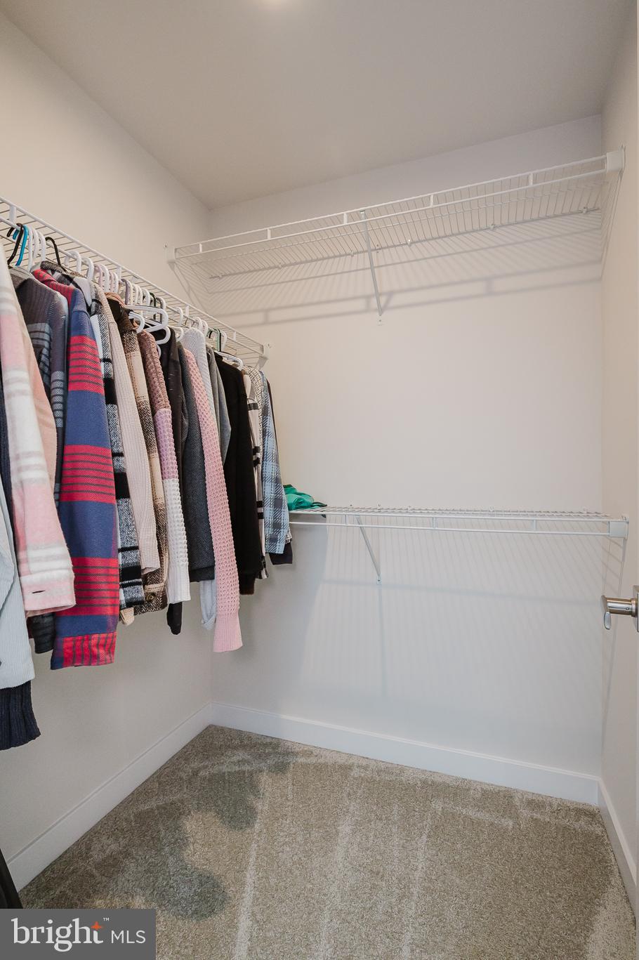 JAMES RUN CARRIAGE HOMES - Residential