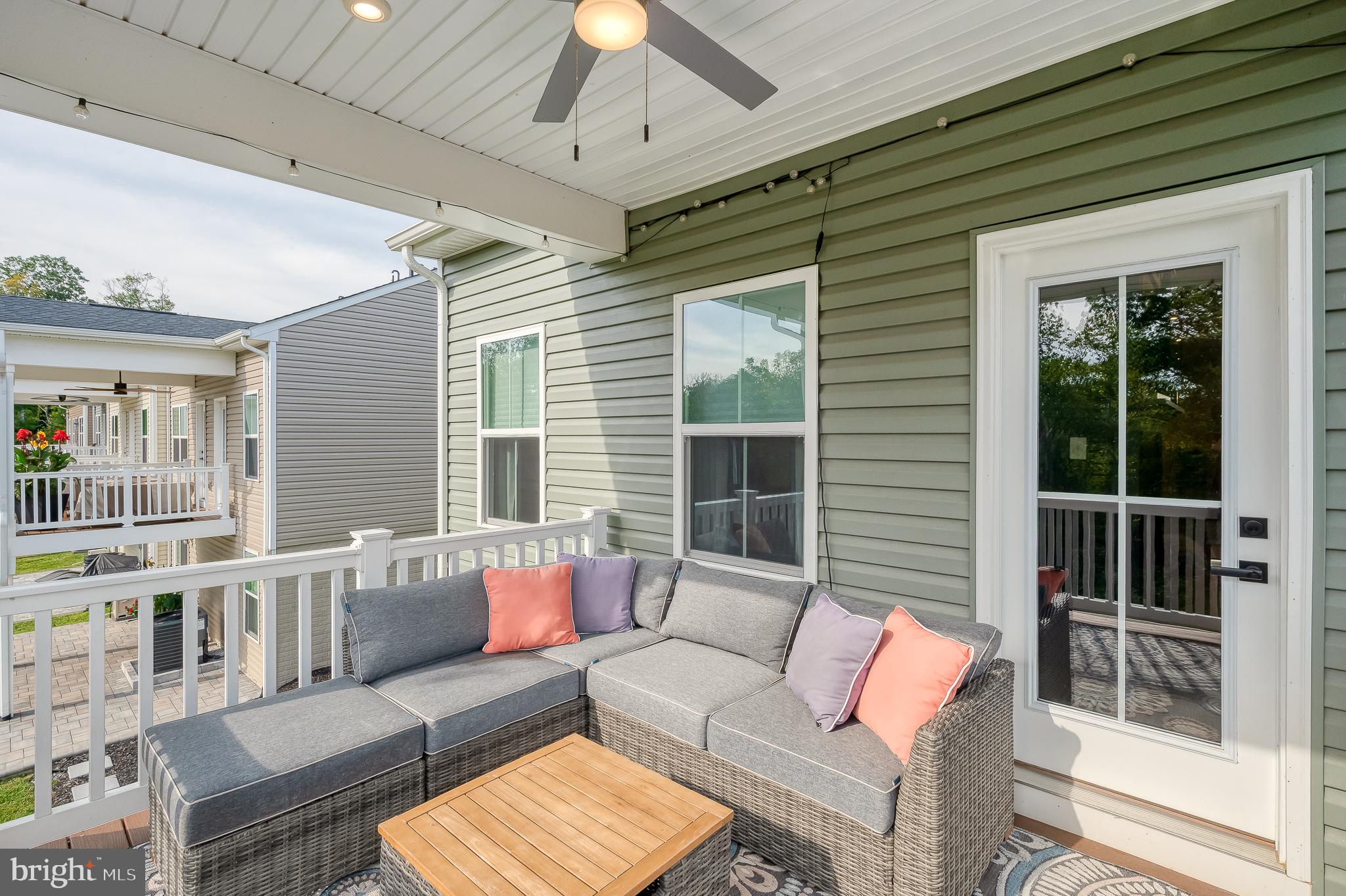 JAMES RUN CARRIAGE HOMES - Residential