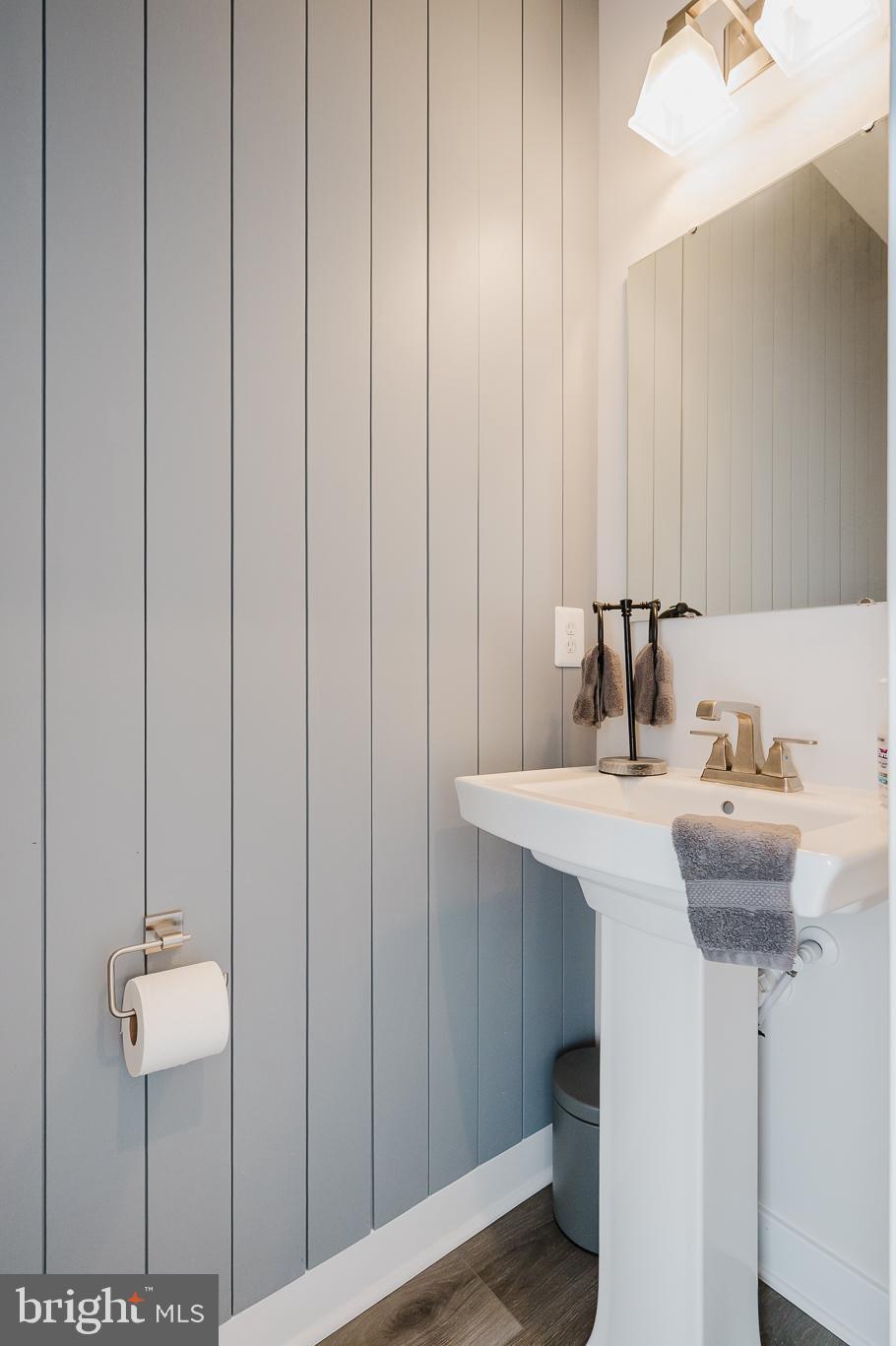 JAMES RUN CARRIAGE HOMES - Residential