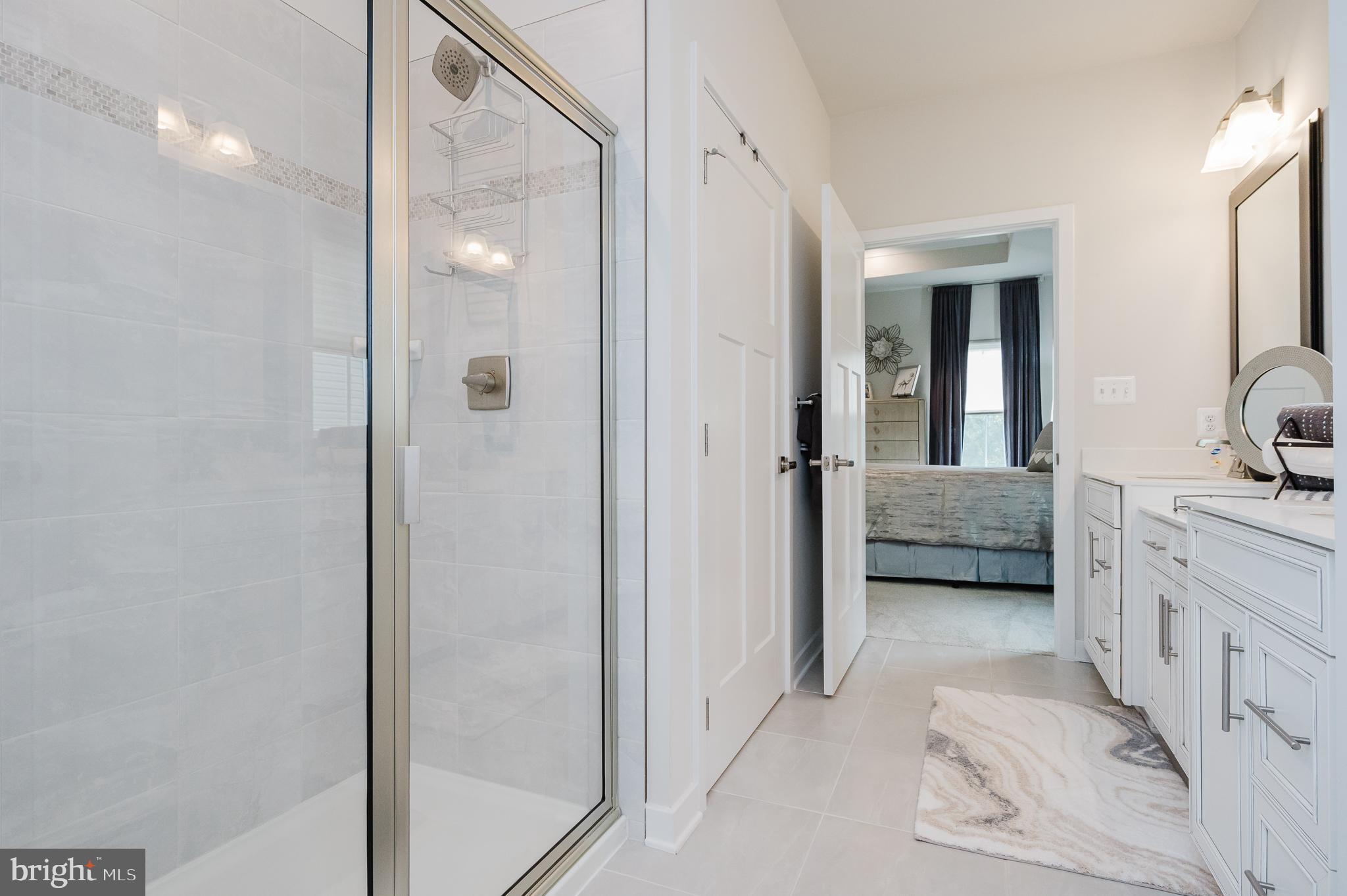 JAMES RUN CARRIAGE HOMES - Residential