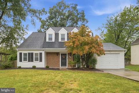 Photo of 2116 Maleady Drive, HERNDON, VA 20170 (MLS # VAFX2343178)