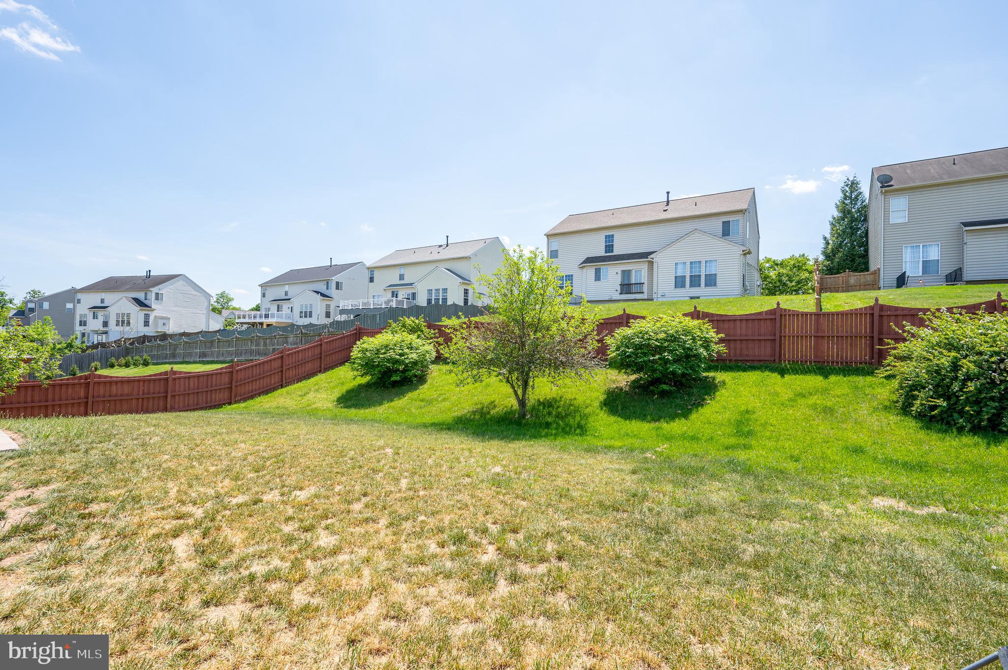 RED BUD RUN - Residential Lease