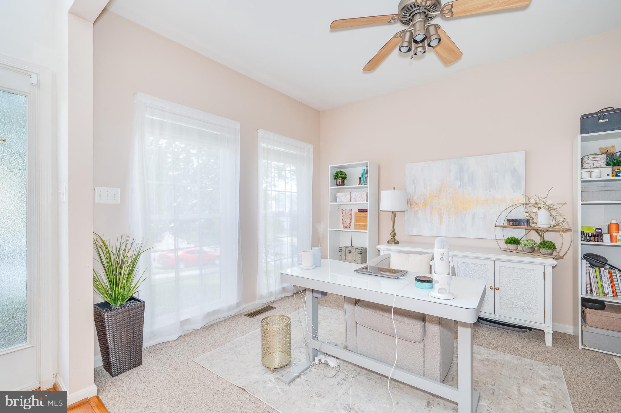 RED BUD RUN - Residential Lease