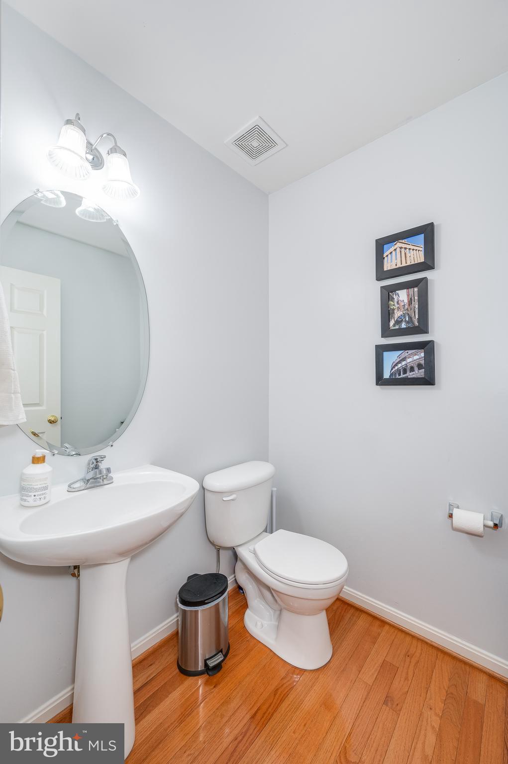 RED BUD RUN - Residential Lease