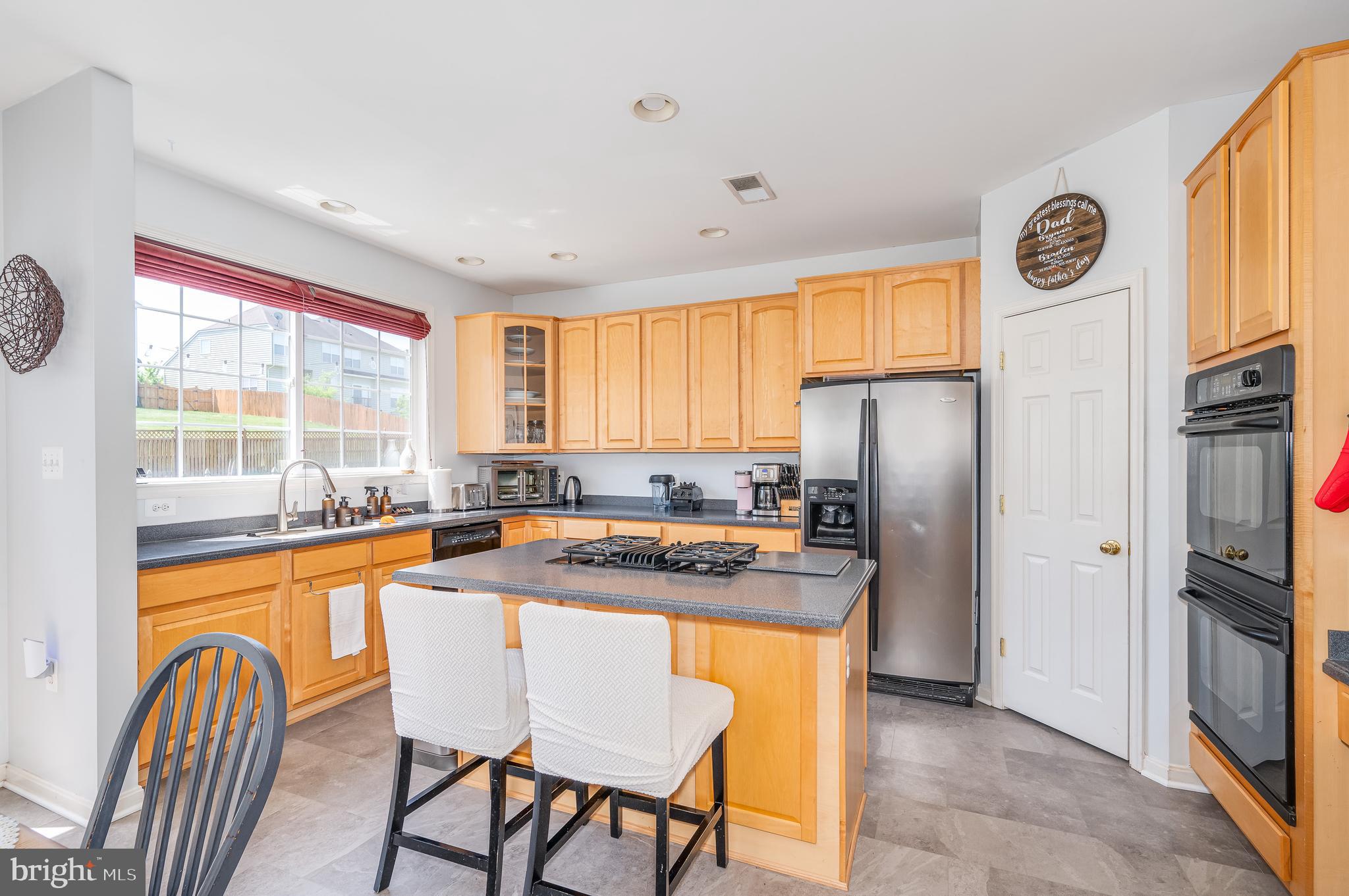 RED BUD RUN - Residential Lease