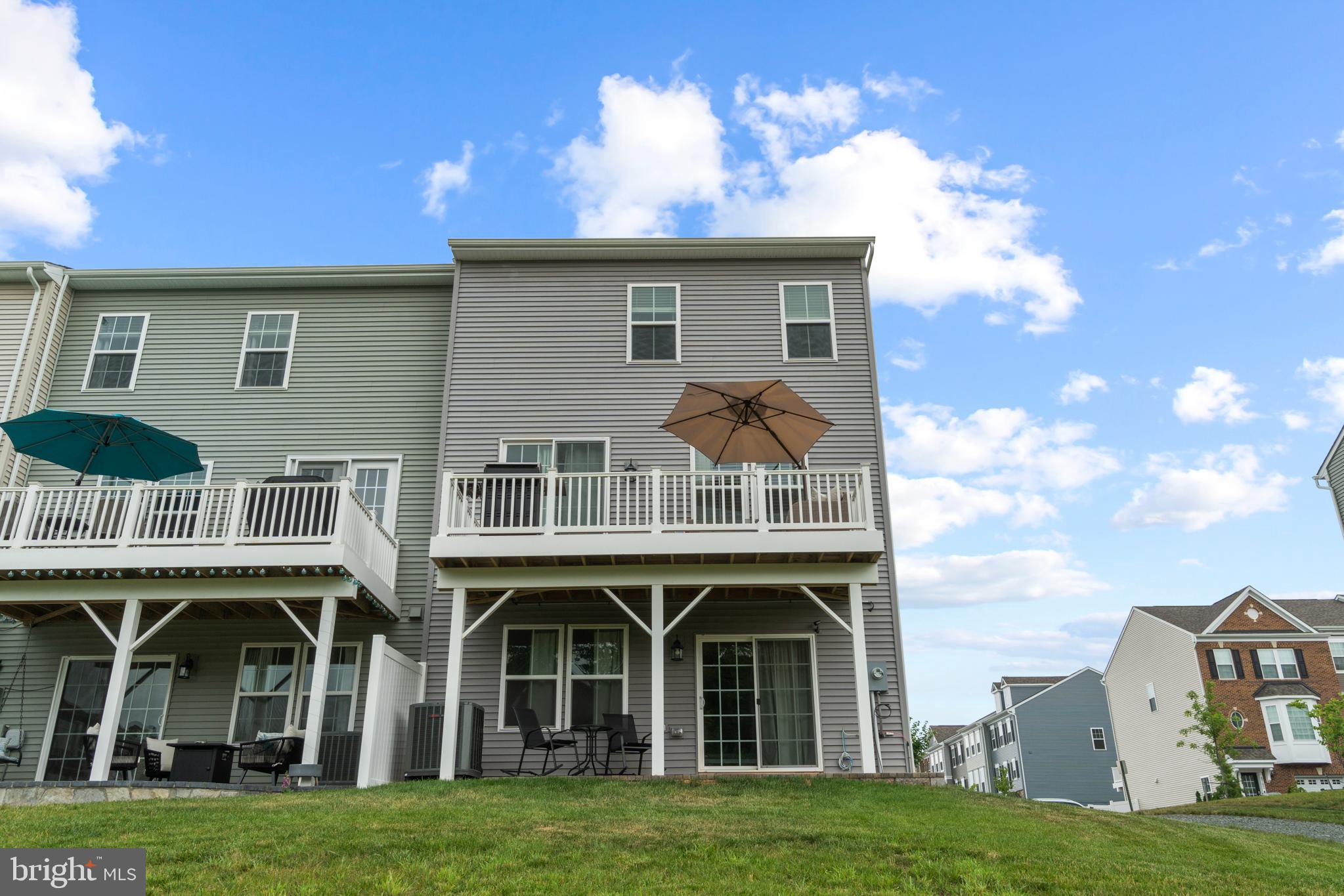 BRADLEY SQUARE - Residential