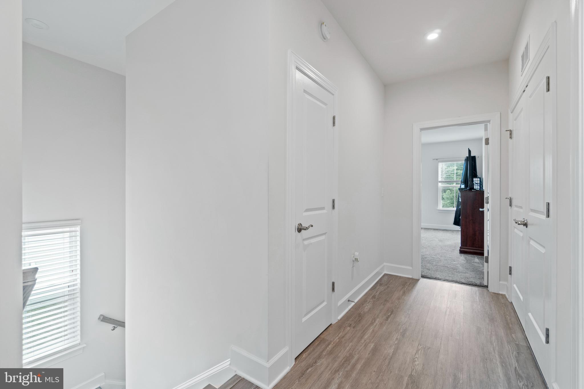 BRADLEY SQUARE - Residential