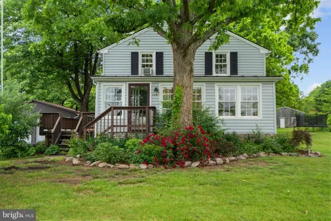 669 Dicks Hollow Road, Winchester, VA MLS: VAFV2033222