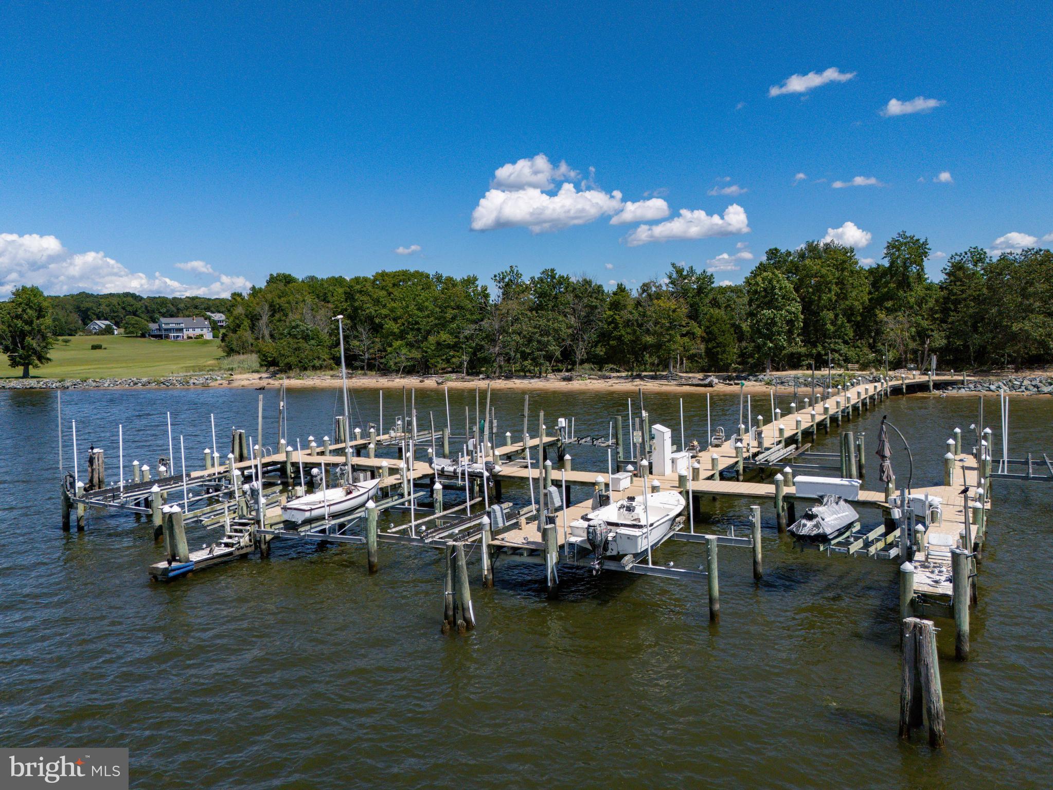 SUNSET POINTE - Residential