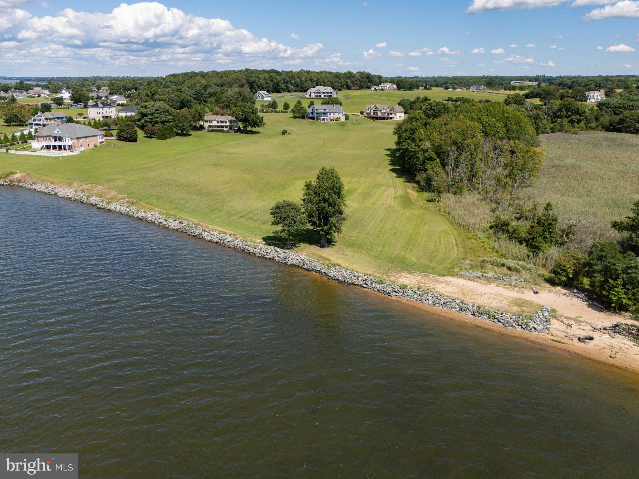 SUNSET POINTE - Residential