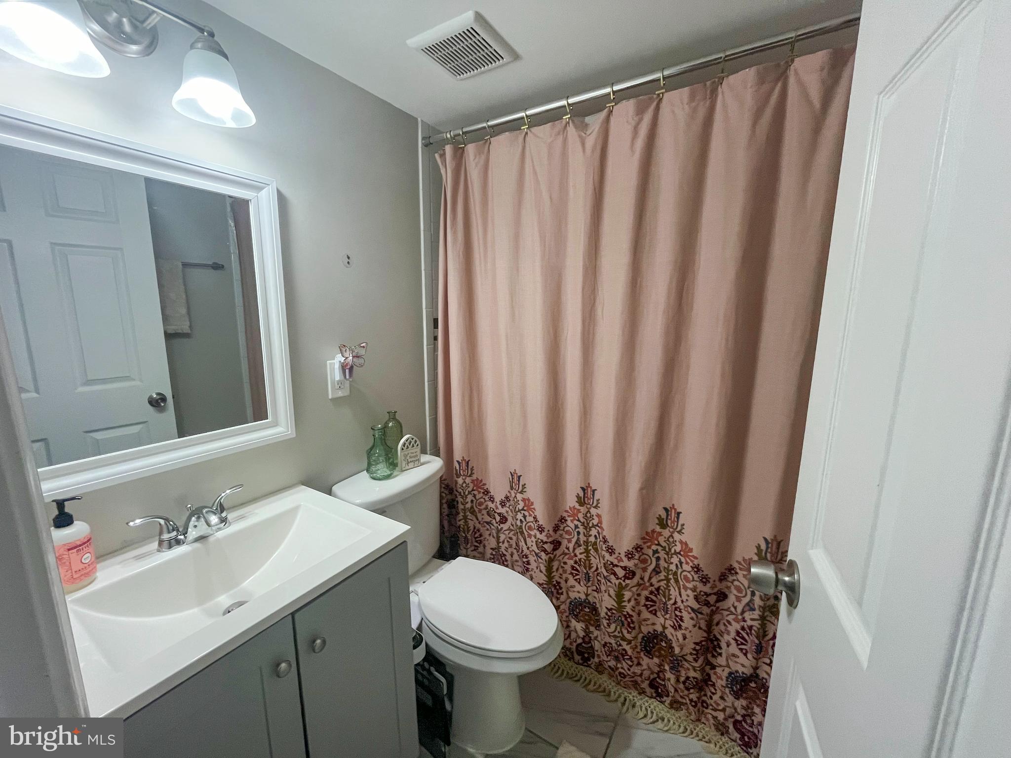 ABERDEEN HILLS - Residential