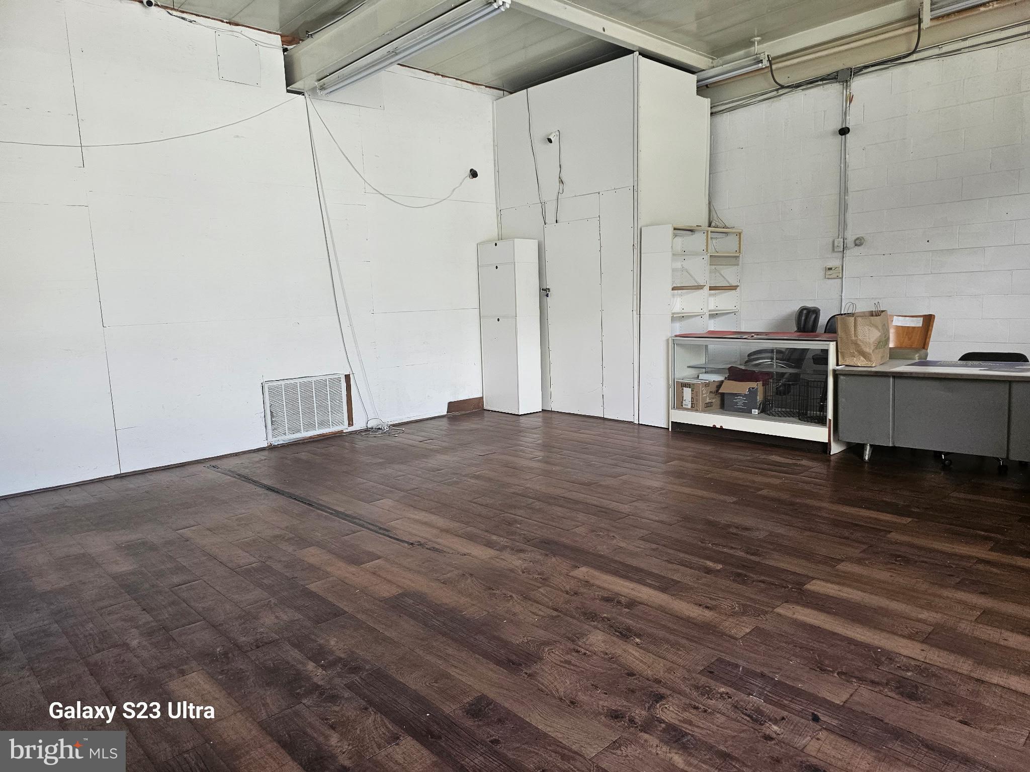 5604 CHAMBERLAYNE ROAD