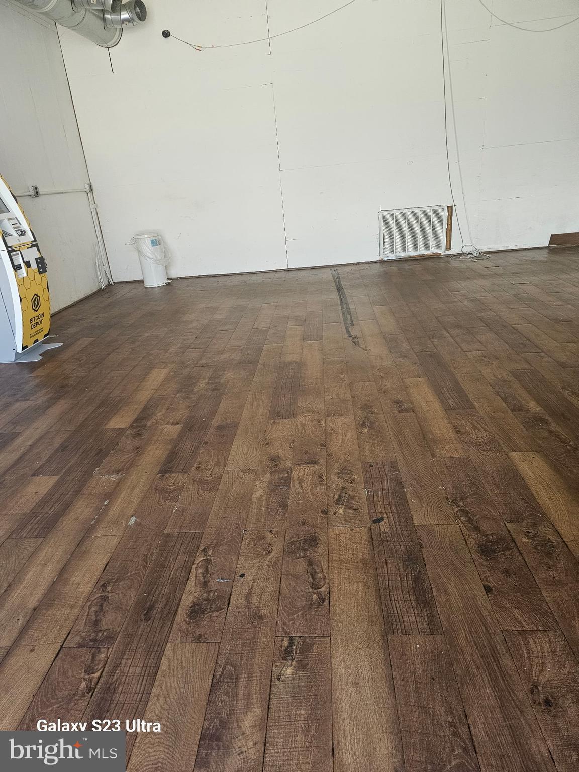 5604 CHAMBERLAYNE ROAD