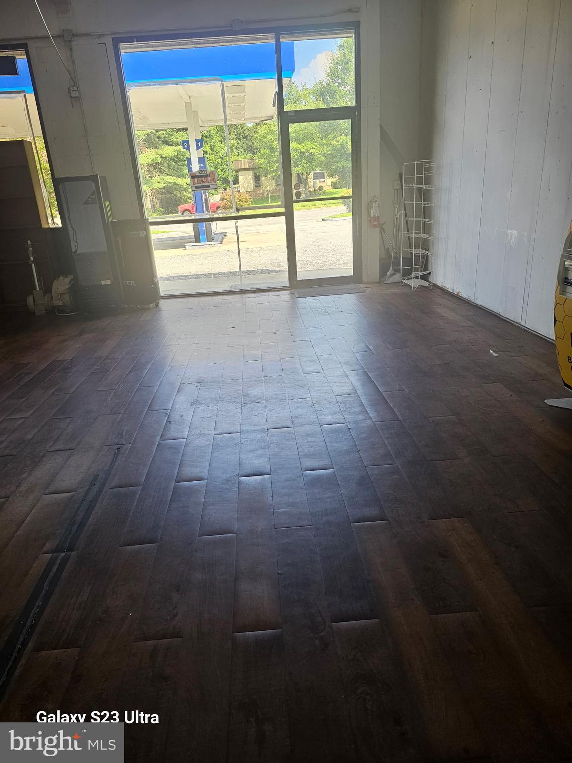 5604 CHAMBERLAYNE ROAD