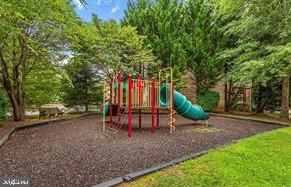 HIDDEN CREEK - Residential