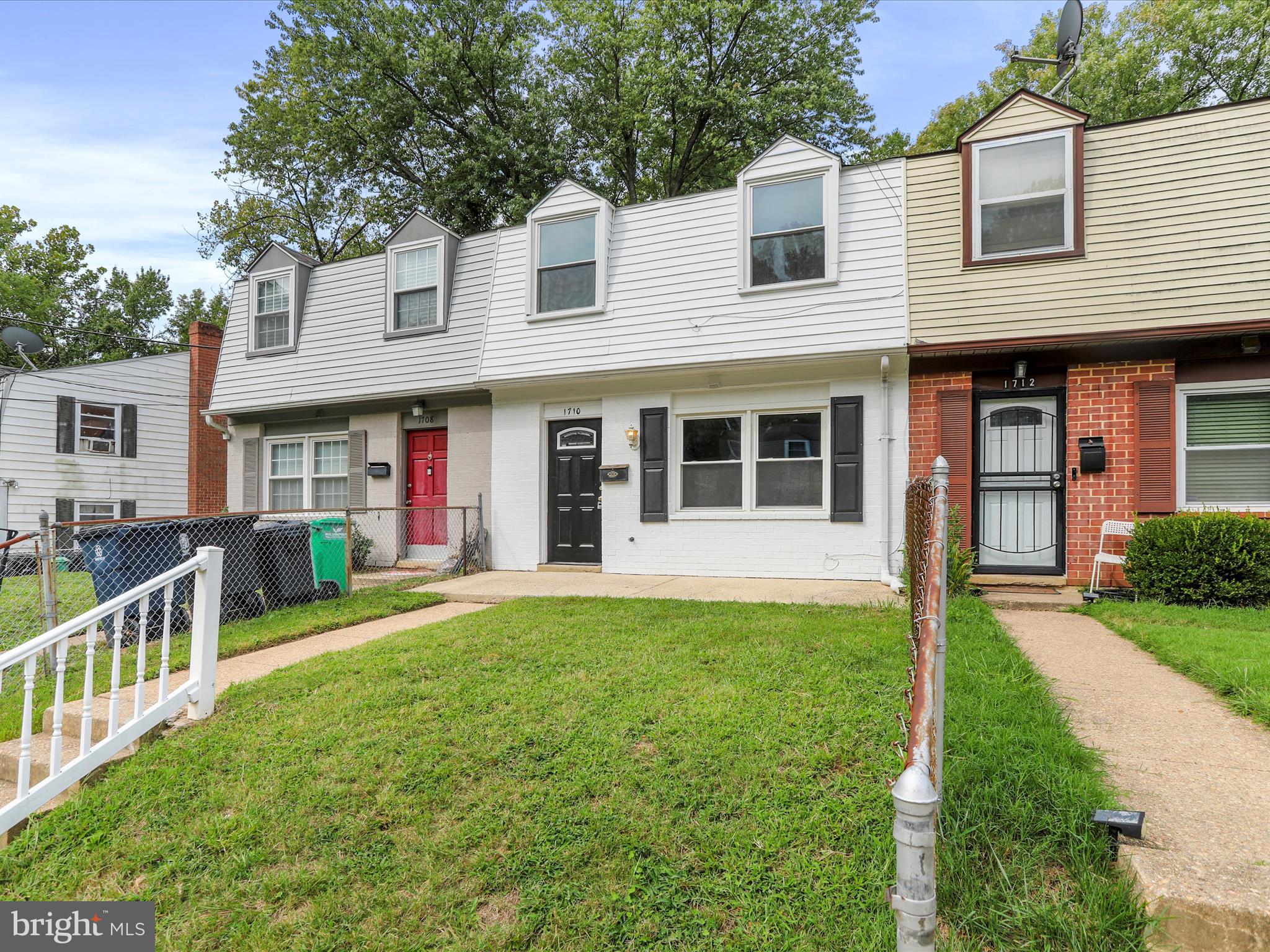 1710 ALLENDALE PLACE