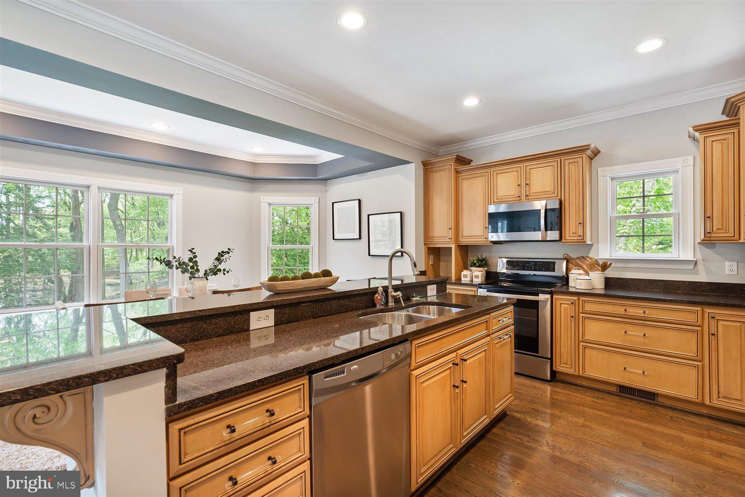 LONG BEACH ESTATES - Residential