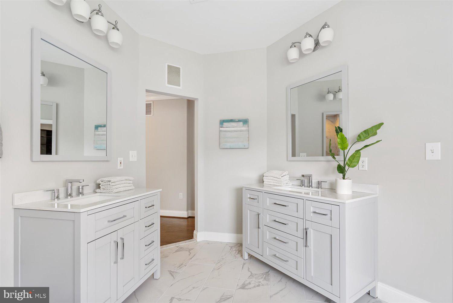 LONG BEACH ESTATES - Residential